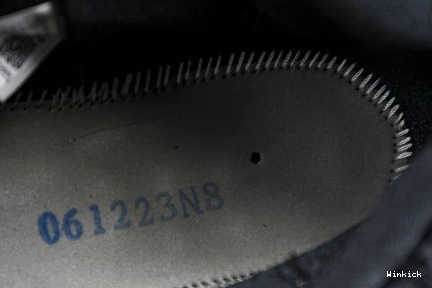 DB5457-061 Jordan  “Bred Velvet” 11 Air 1103